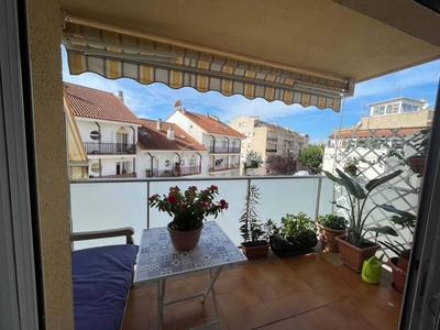 Venta Piso Sant Pere de Ribes. Piso de tres habitaciones Buen estado con balcón