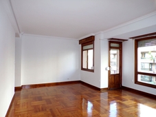 Alquiler de piso en Zona Praza Independencia, O Castro (Vigo)
