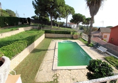 Chalet casas blanes con piscina y jardín en Mas Mora-Sant Daniel Tordera