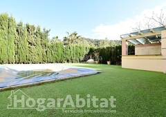Chalet precioso chalet seminuevo con piscina, garaje y amplia terraza en Font d´En Carròs (la)