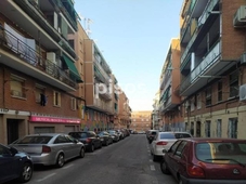 Piso en venta en Calle de Picaza, 13 en Aluche por 115.000 €