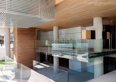 Piso magnífico y luminoso piso de 291 m2, 4 dormitorios y terraza; situado en urbanización cerrada. en Madrid