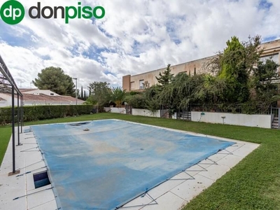 Casa adosada en venta en Aljomahima - Ermita, Las Gabias