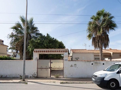 Casa adosada en venta en El Chaparral, Torrevieja