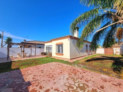 Chalet en venta en Las Lagunas - Campano, Chiclana de la Frontera