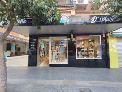 Local en venta en Olletas, Málaga
