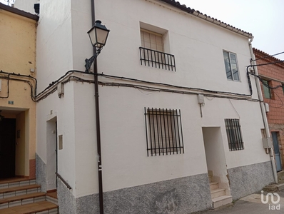Casa 3 habitaciones de 180 m² en Almazán (42200)