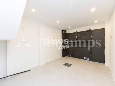 Casa en venta en Carrer de Clavé, 22