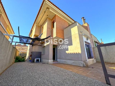 Casa pareada en venta en Almensilla