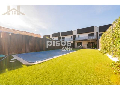 Chalet en venta en Calle Pino Ponderosa