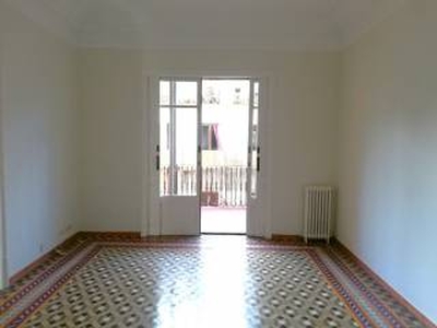 Piso de tres habitaciones muy buen estado, tercera planta, Sant Pere-Santa Caterina-La Ribera, Barcelona