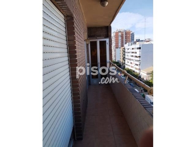 Piso en venta en Avenida del Puerto, cerca de Calle de los Leones