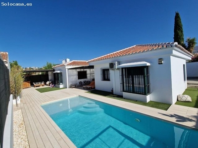 Villa en Venta en Alcaucín, Málaga