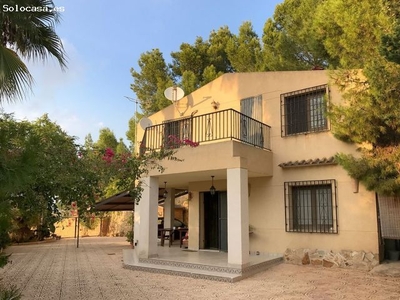 Villa en Venta en Casa Blanca, Murcia