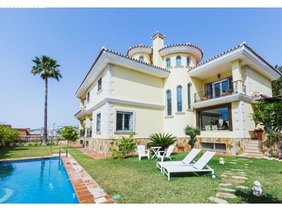 Villa en Venta en Málaga del Fresno, Málaga