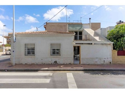 Villa en Venta en San Pedro del Pinatar, Murcia