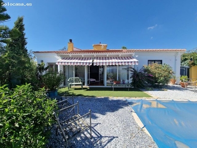 Villa en Venta en Viñuelas de Arriba, Málaga