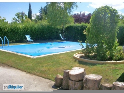 Alquiler casa amueblada piscina Grijota