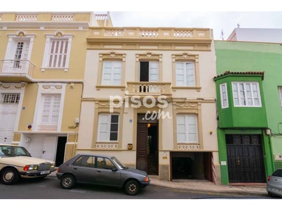 Casa en venta en Calle de los Sueños, cerca de Calle Capitán Gómez Landero en Salamanca-Uruguay-Las Mimosas por 708.000 €