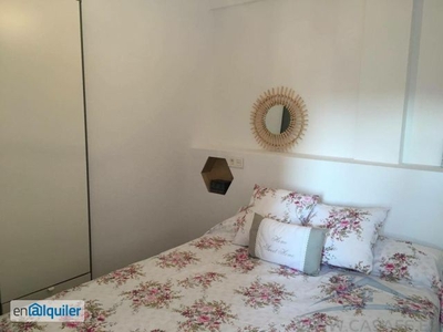 Alquiler de Apartamento 3 dormitorios, 1 baños, 0 garajes, Reformado, en Aguadulce, Almería