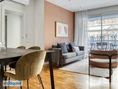 Apartamento de 4 dormitorios en alquiler en L'Antiga Esquerra De L'Eixample