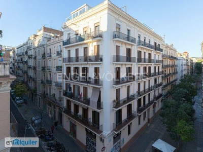 Apartamento exterior y muy soleado en la calle Blai