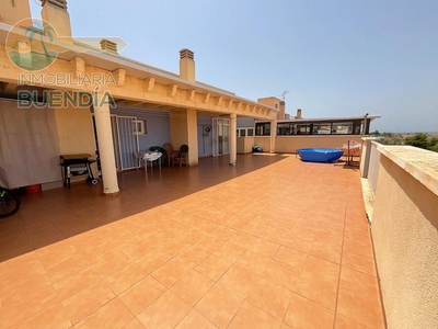 Ático en venta en Puerto de Mazarrón de 3 habitaciones con terraza y garaje