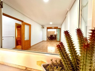 Dúplex en venta en Huércal de Almería de 4 habitaciones con terraza y garaje