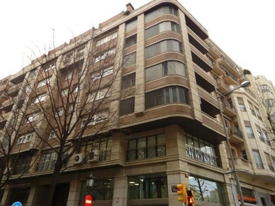 Piso en alquiler en Instituts - Universitat de 1 habitación con garaje y muebles