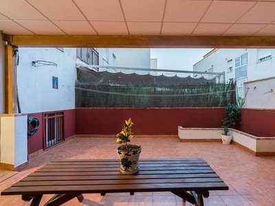 Piso en venta en Puente Tocinos de 3 habitaciones con terraza y garaje