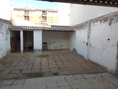 Venta de casa en San Fernando-Estación (Badajoz), San Fernando