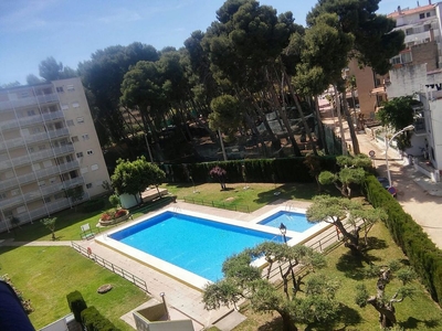 Venta de piso en Eixample de 2 habitaciones con terraza y piscina