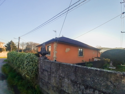 Casa-Chalet en Venta en Cristiñade (San Salvador) Pontevedra