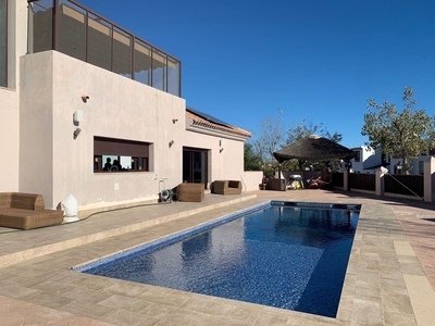 Chalet en venta en Cancelada, Estepona, Málaga