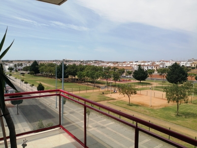 Venta de piso con terraza en Lepe (Pueblo), LA GAGA