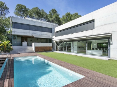 Casa de 600 m² en venta en Bellaterra, Barcelona
