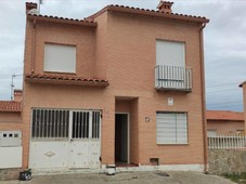 Venta Casa unifamiliar en Calle Toledo Otero. Buen estado con terraza 127 m²
