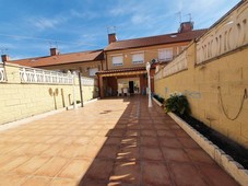 Venta Casa adosada Moraleja de Enmedio. Buen estado con terraza 165 m²