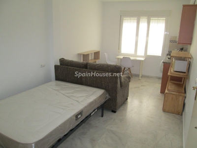 Apartment to rent in Feria, Seville -