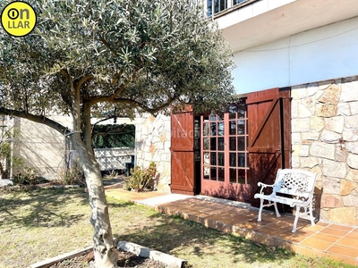Casa con jardín, muy soleada y con preciosas vistas al vallès en Ametlla del Vallès (L´)