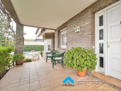 Chalet con 4 habitaciones con parking, piscina, calefacción y aire acondicionado en Ametlla del Vallès (L´)