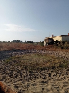 Country property for sale in Los Palacios y Villafranca