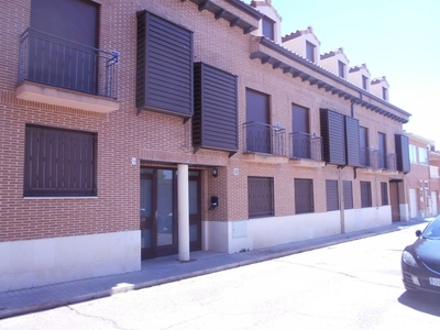 Duplex en venta en Camarma De Esteruelas de 67 m²
