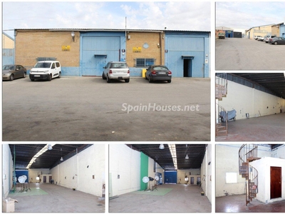 Industrial-unit for sale in Seville