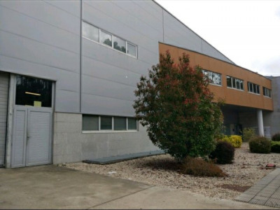 Industrial-unit to rent in Vigo -