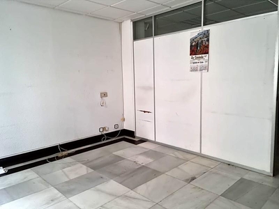 Office to rent in Santander -