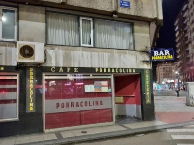 Premises for sale in Santander