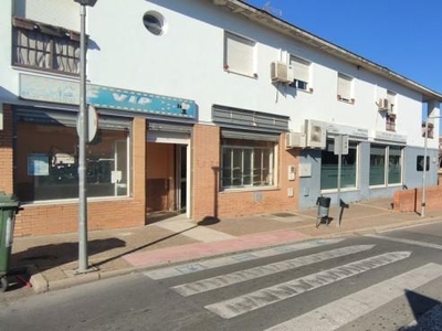 Premises to rent in Palomares del Río -