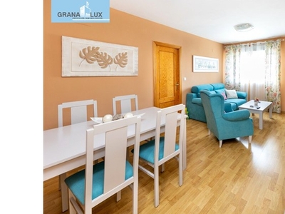 Venta de preciosos piso de 2 dormitorios con patio en Las Gabias (Granada)