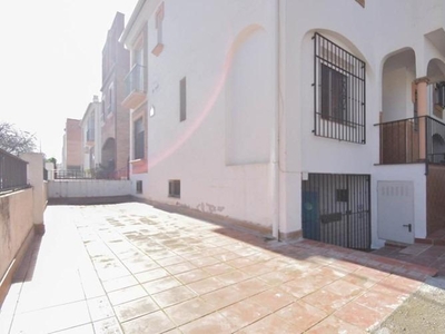 Casa adosada en venta en Almanjáyar, Granada